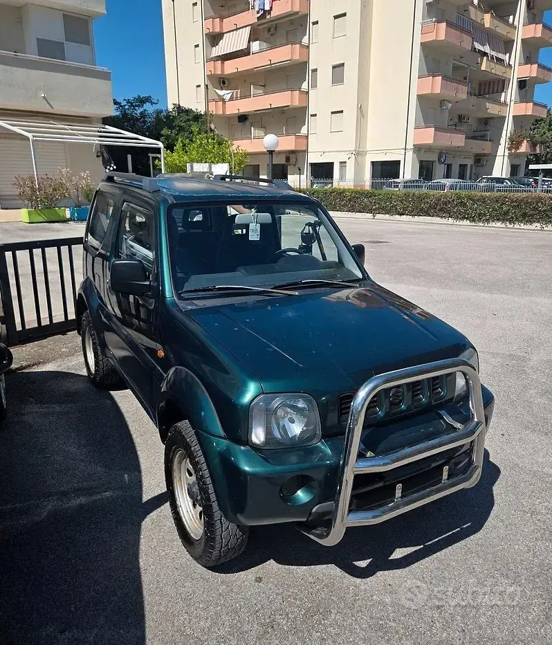 Usata Suzuki Jimny 82 CV (60 kW) 2003 Verde SUV