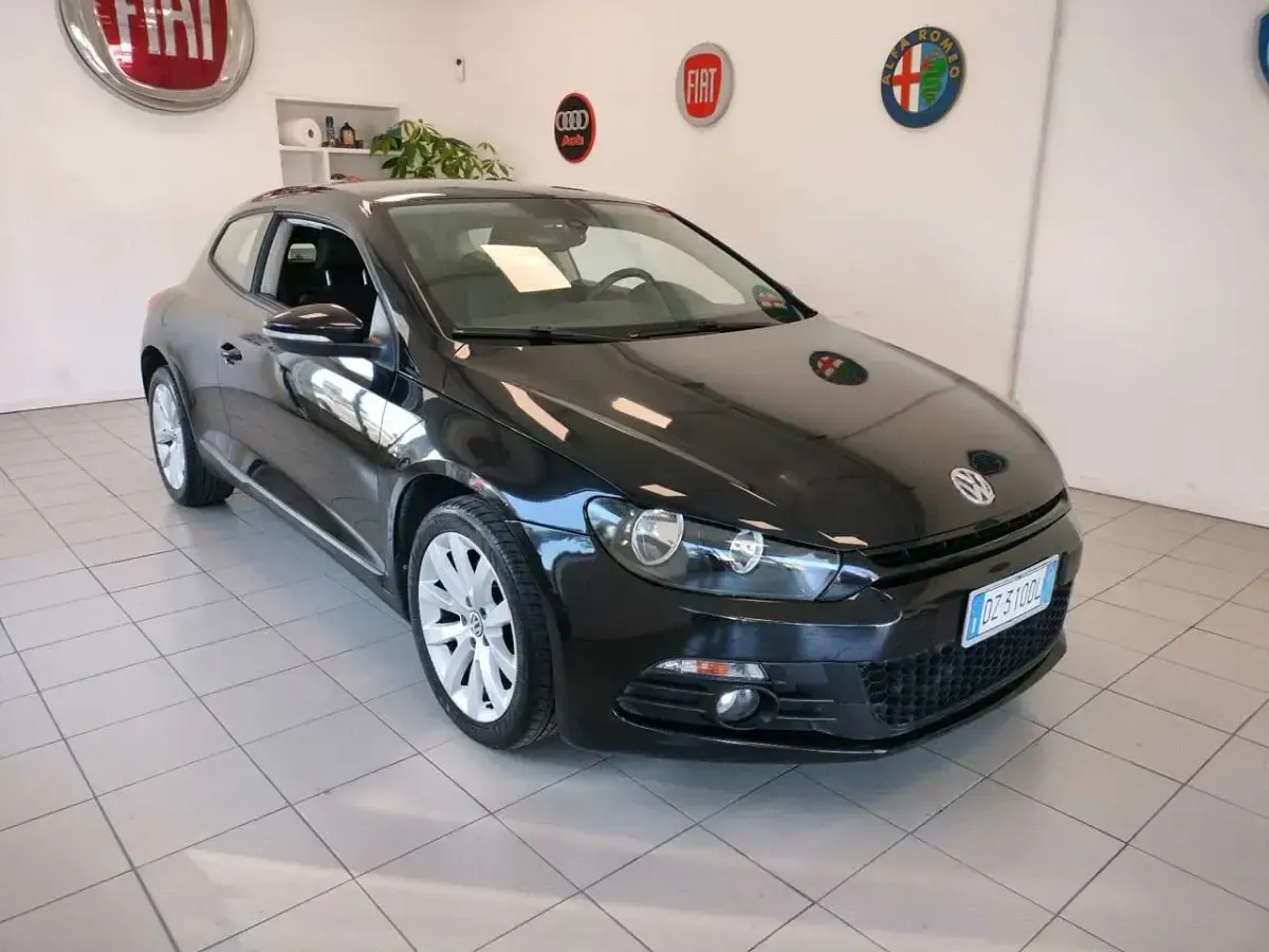 Usata VW Scirocco 160 CV (117 kW) 2009 Nero Coupé