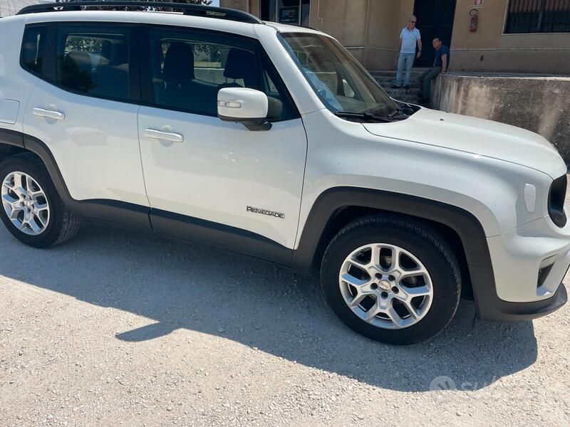 Usata Jeep Renegade Limited 130 CV (95 kW) 2021 Bianco SUV