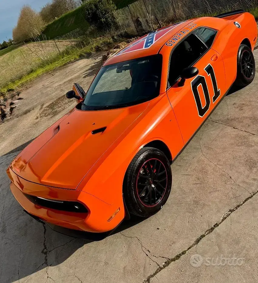 Usata Dodge Challenger 309 CV (227 kW) 2014 Rosso Coupé