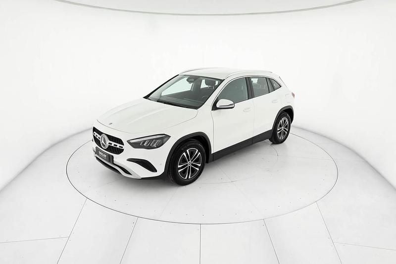 Usata Mercedes GLA180 Advanced 116 CV (85 kW) 2025 Bianco SUV