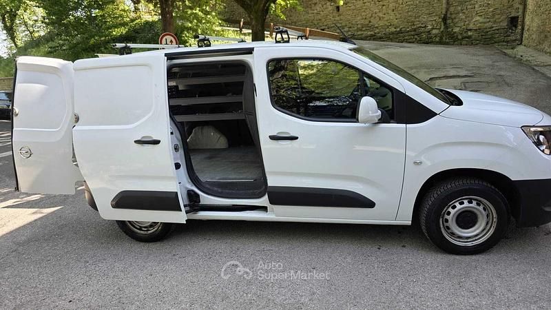 Usata Opel Combo S 102 CV (75 kW) 2021 Bianco Monovolume
