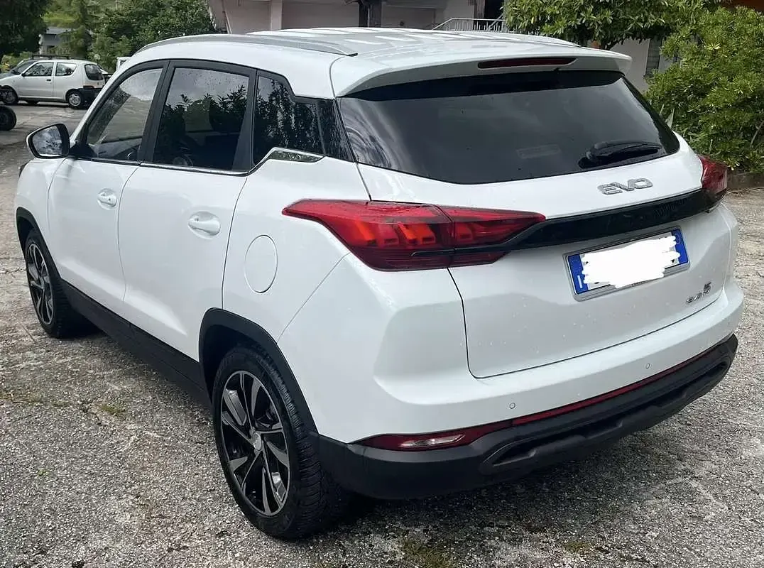 Usata EVO Evo 5 127 CV (93 kW) 2024 Bianco SUV