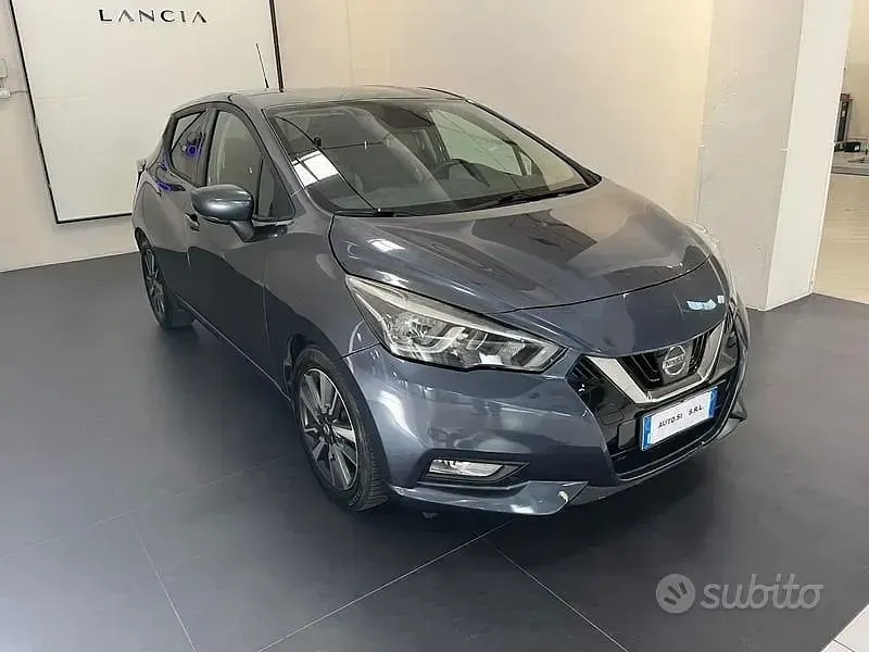 Usata Nissan Micra N-Connecta 90 CV (66 kW) 2017 Grigio Utilitaria