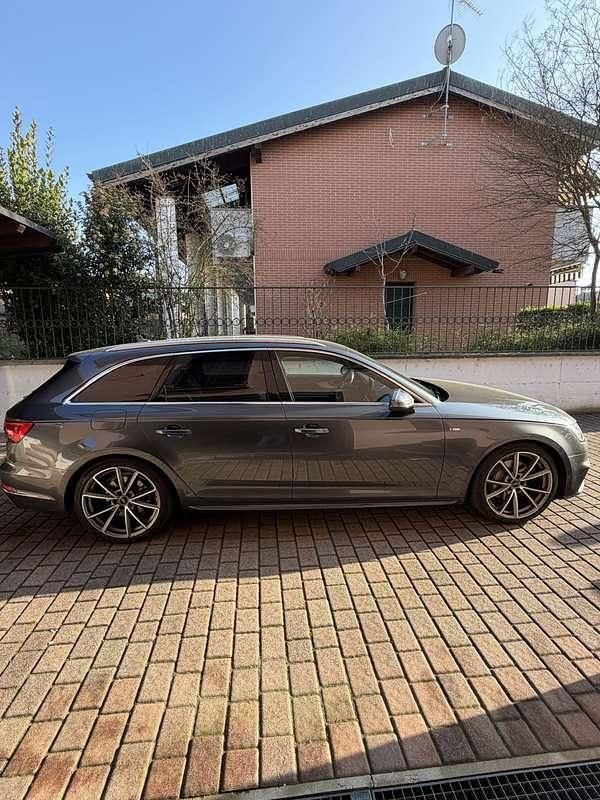 Usata Audi A4 Business Plus 190 CV (139 kW) 2016 Station wagon