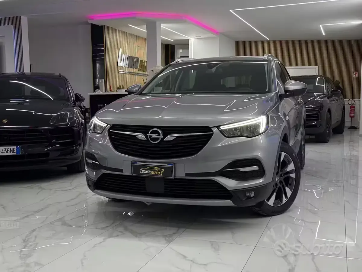 Usata Opel Grandland X Ultimate 120 CV (88 kW) 2018 Grigio SUV