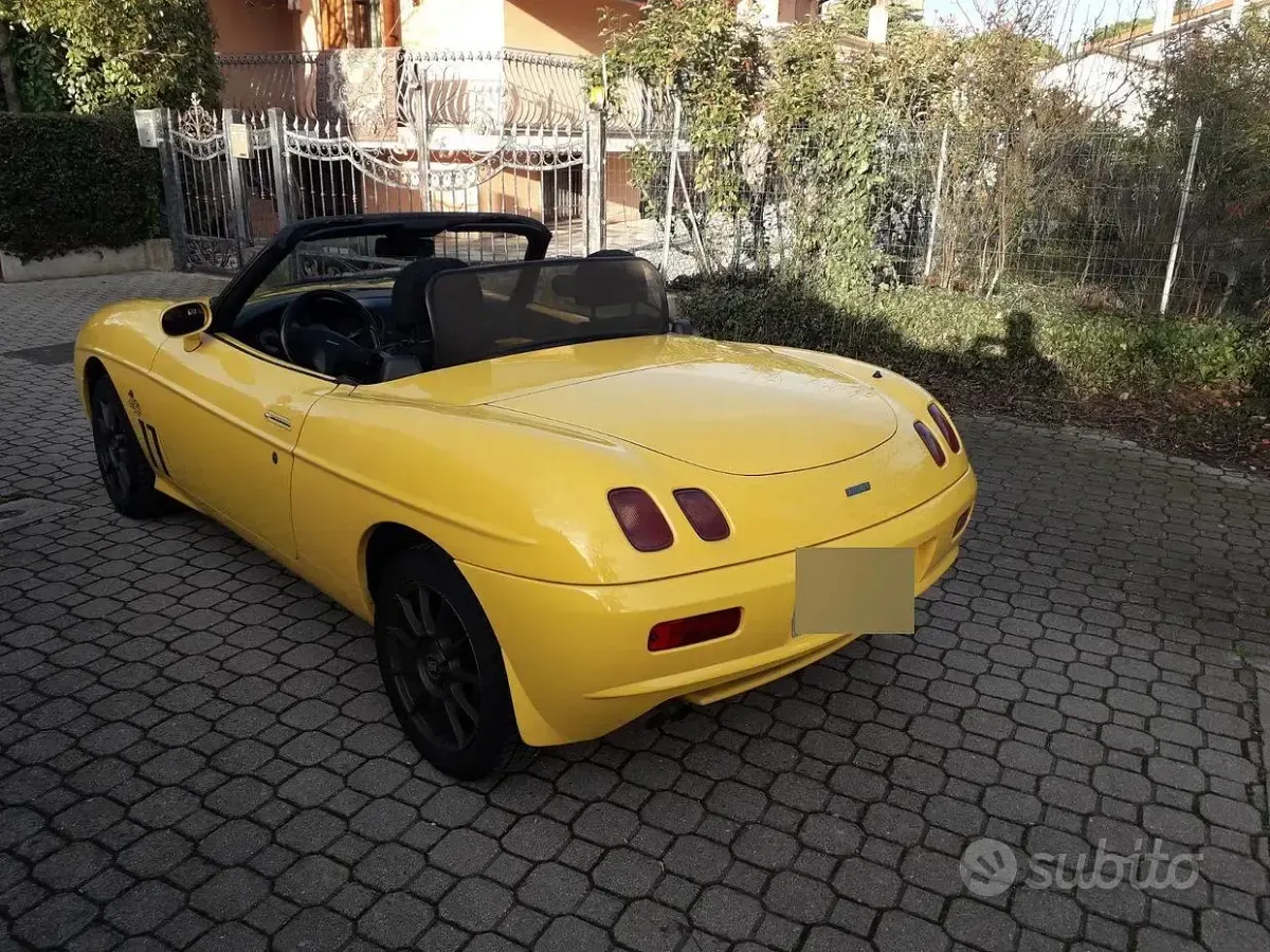 Usata Fiat Barchetta 131 CV (96 kW) 1997 Giallo Cabrio