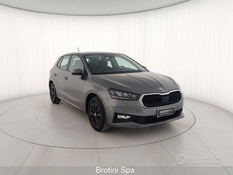 Usata Skoda Fabia 80 CV (58 kW) 2024 Grigio Utilitaria