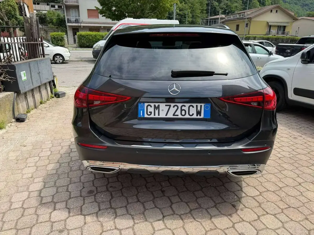 Usata Mercedes C220 Premium Plus 200 CV (147 kW) 2023 Nero Station wagon