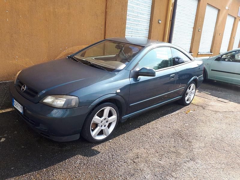 Usata Opel Astra 116 CV (85 kW) 2003 Verde Coupé