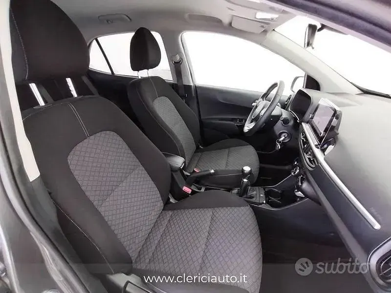 Usata Kia Picanto 63 CV (46 kW) 2024 Grigio Utilitaria