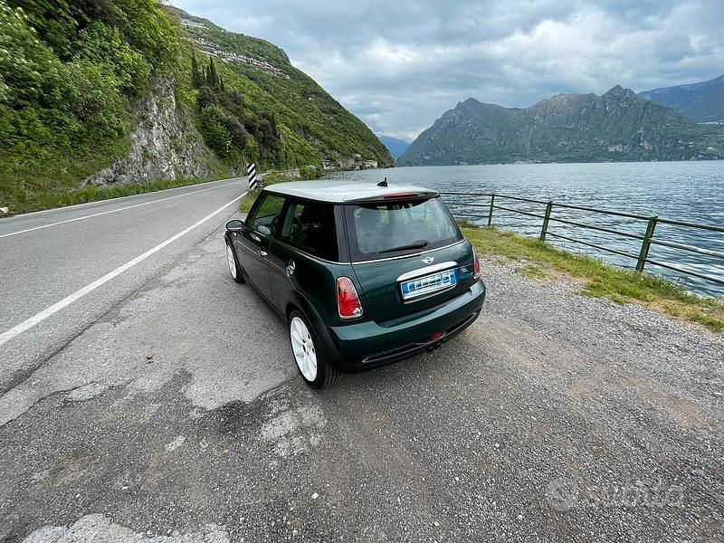 Usata Mini Cooper S 170 CV (125 kW) 2005 Verde Utilitaria