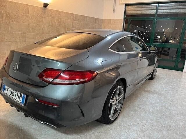 Usata Mercedes C220 Premium 170 CV (125 kW) 2017 Grigio Coupé