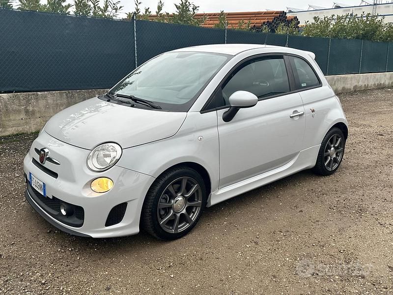 Usata Abarth 595 140 CV (102 kW) 2016 Grigio Berlina