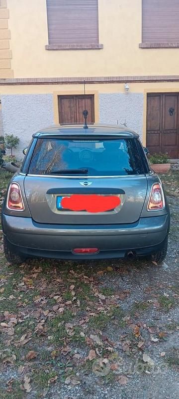 Usata Mini ONE 75 CV (55 kW) 2010 Grigio Utilitaria