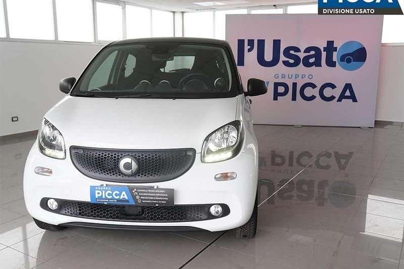 Usata Smart ForFour 71 CV (52 kW) 2018 Bianco Utilitaria