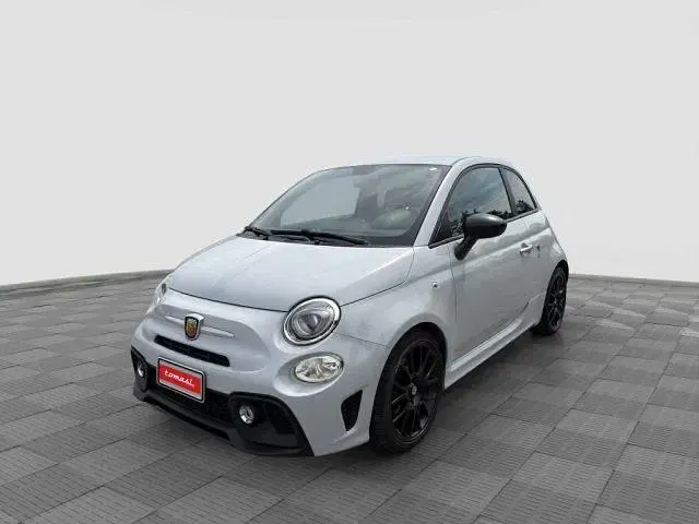 Begagnad Abarth 595 Pista 160 HK (117 kW) 2017