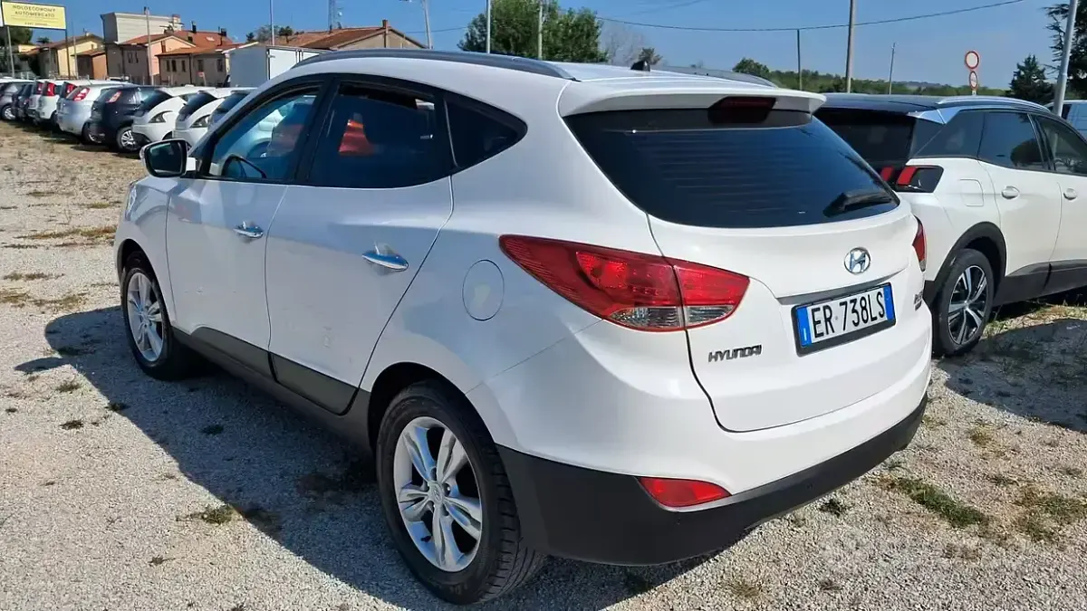 Usata Hyundai ix35 Comfort 115 CV (84 kW) 2013 Bianco SUV