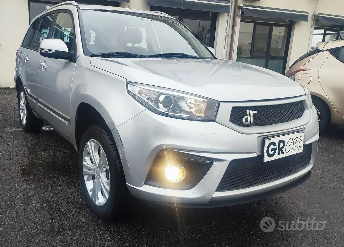 Usado DR EVO5 126 CV (92 kW) 2019 Gris SUV