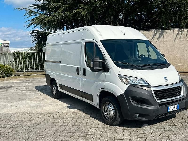 Usata Peugeot Boxer 130 CV (95 kW) 2018 Bianco Furgone