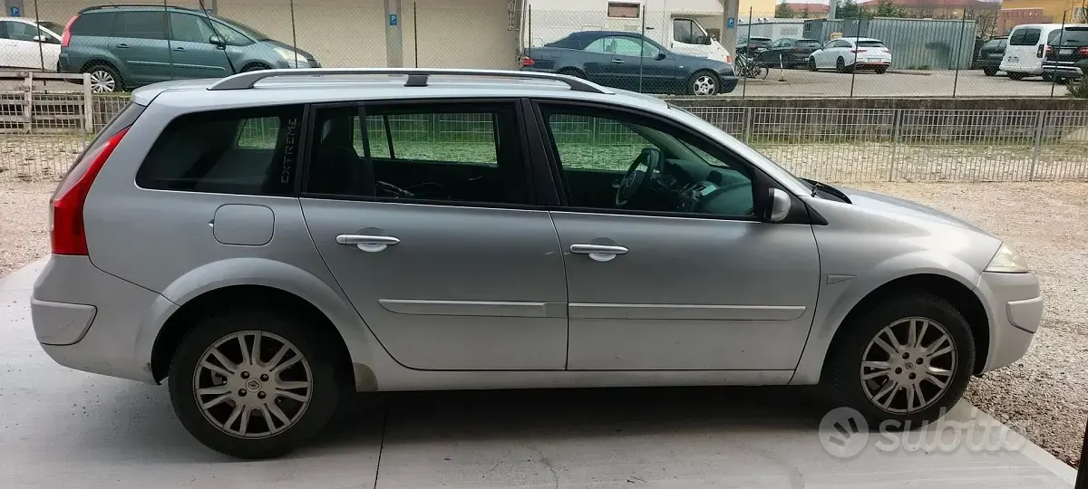 Usata Renault Mégane GrandTour 106 CV (77 kW) 2008 Grigio Station wagon