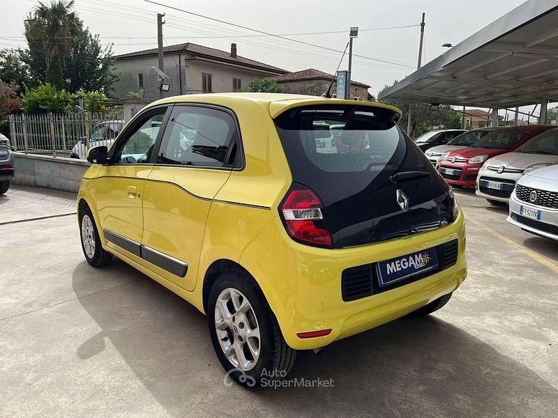 Usata Renault Twingo SE 71 CV (52 kW) 2015 Giallo Utilitaria