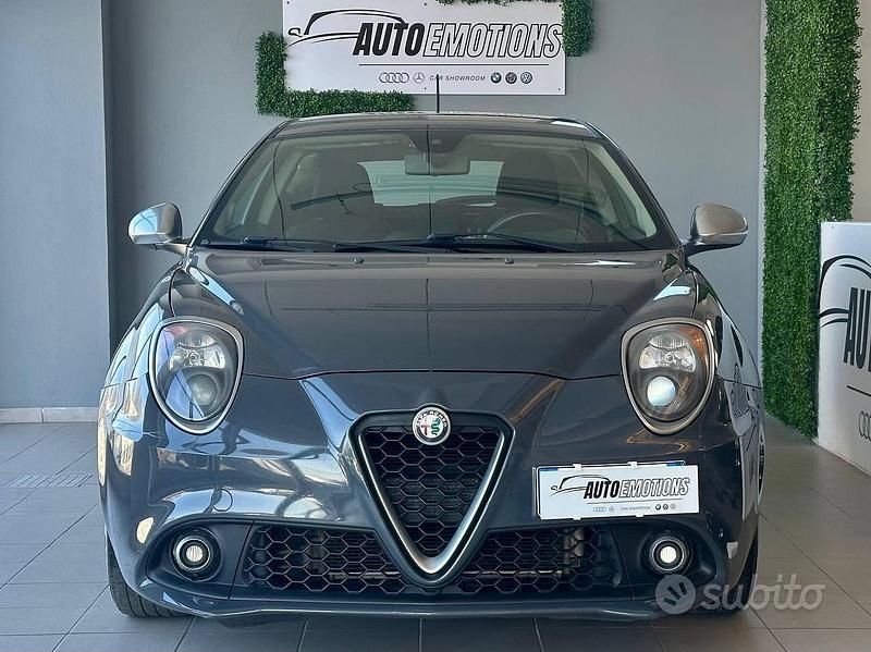 Usata Alfa Romeo MiTo 79 CV (58 kW) 2018 Grigio Utilitaria
