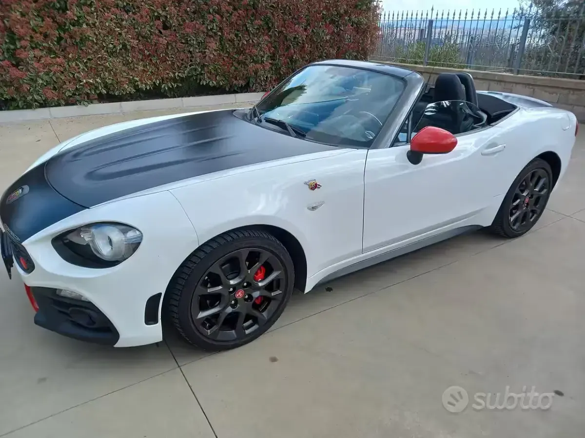 Usata Abarth 124 Spider 170 CV (125 kW) 2017 Bianco Cabrio