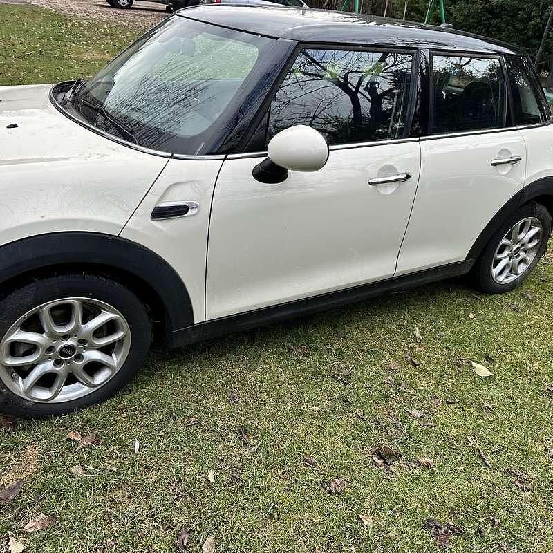 Usata Mini One D 95 CV (69 kW) 2017 Beige Utilitaria