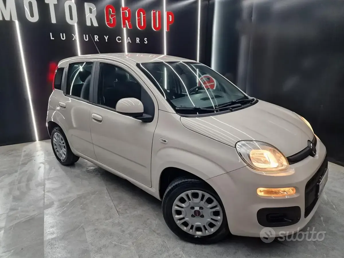 Usata Fiat Panda Easy 69 CV (50 kW) 2017 Beige Utilitaria