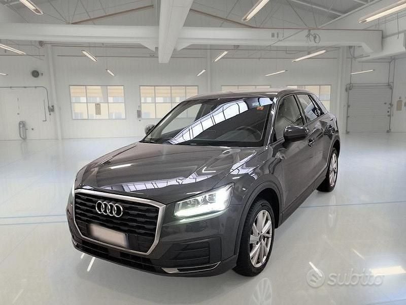 Usata Audi Q2 Business 150 CV (110 kW) 2020 Grigio SUV