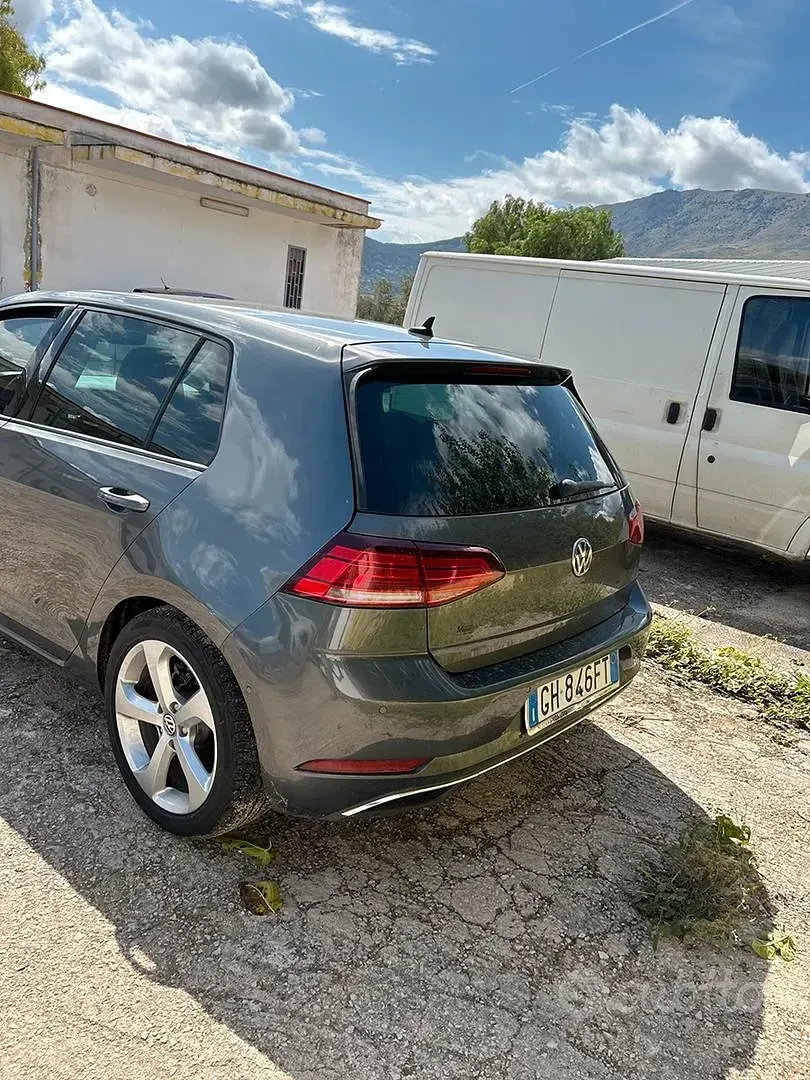 Usata VW Golf VII 115 CV (84 kW) 2022 Grigio Berlina