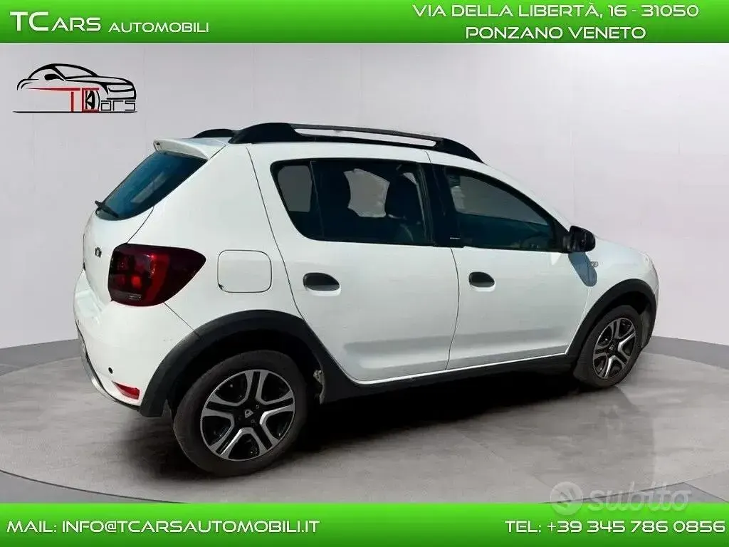Usata Dacia Sandero Stepway 90 CV (66 kW) 2018 Bianco Berlina