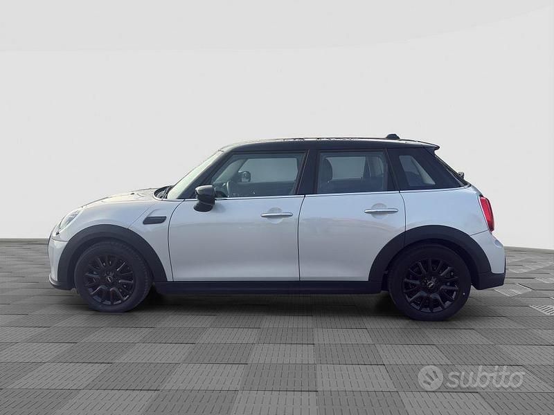 Usata Mini Cooper Classic 135 CV (99 kW) 2022 Bianco Utilitaria