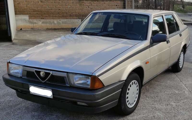 Usato 1989 Alfa Romeo 75 1.6 Benzin 110 CV (1.900 €)