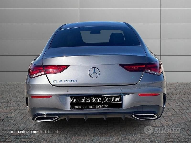 Usata Mercedes CLA200 Premium 150 CV (110 kW) 2023 Grigio Coupé