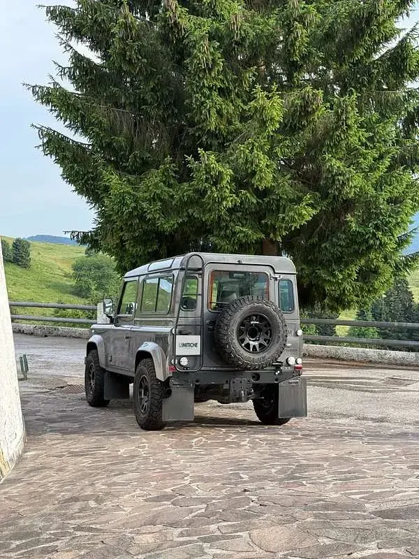 Usata Land Rover Defender SE 122 CV (89 kW) 2004 SUV