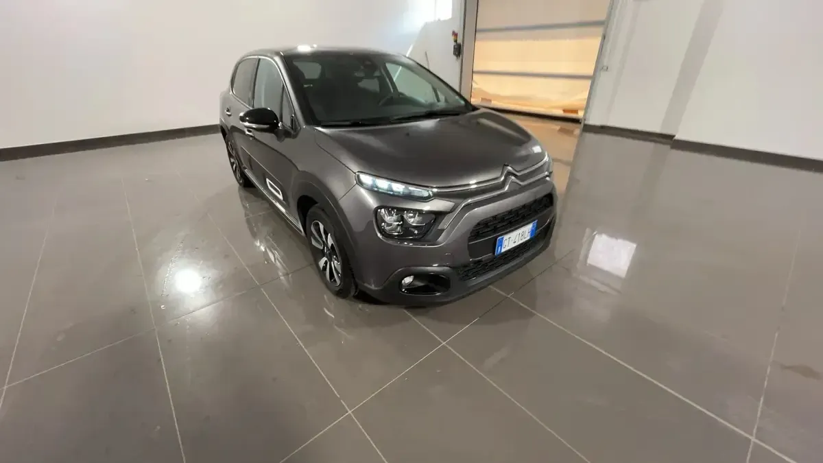 Usata Citroën C3 PureTech 110 CV (80 kW) 2024 Grigio platinum Utilitaria