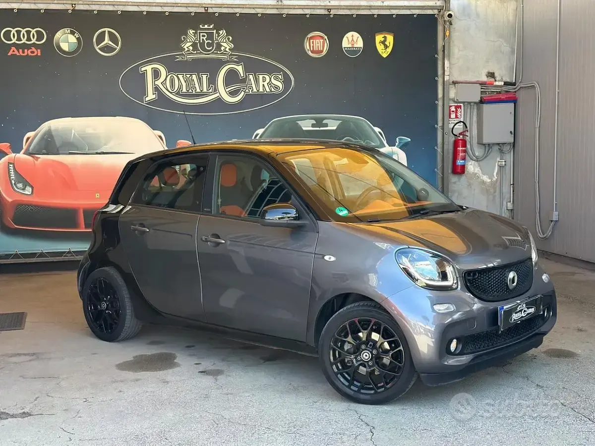 Usata Smart ForFour Edition #1 71 CV (52 kW) 2015 Grigio Utilitaria