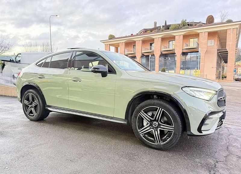 Usata Mercedes GLC300e Premium 197 CV (144 kW) 2023 Bianco Coupé