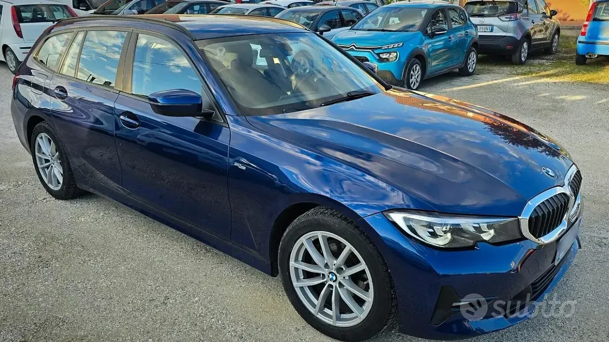 Usata BMW 320 Advantage 190 CV (139 kW) 2019 Blu Station wagon