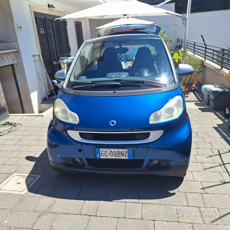 Usata Smart ForTwo Coupé 45 CV (33 kW) 2010 Utilitaria