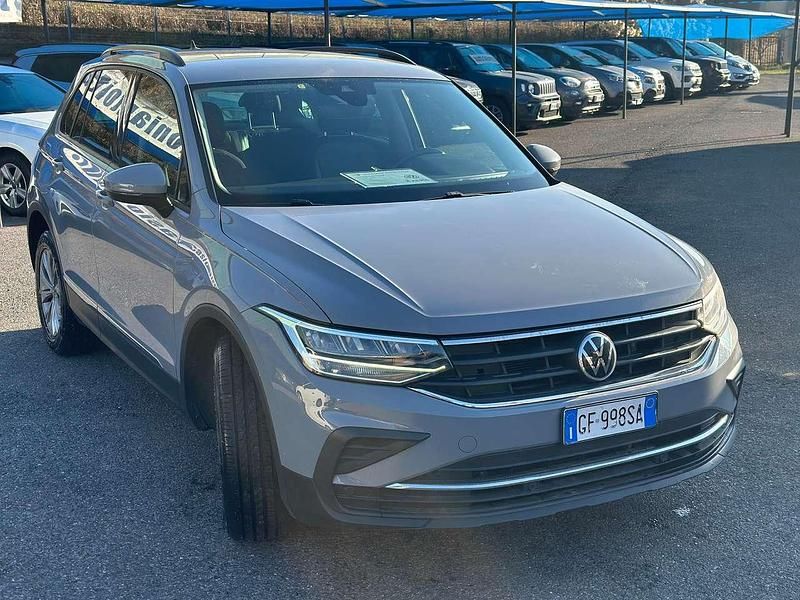 Usata VW Tiguan Life 150 CV (110 kW) 2021 Grigio SUV