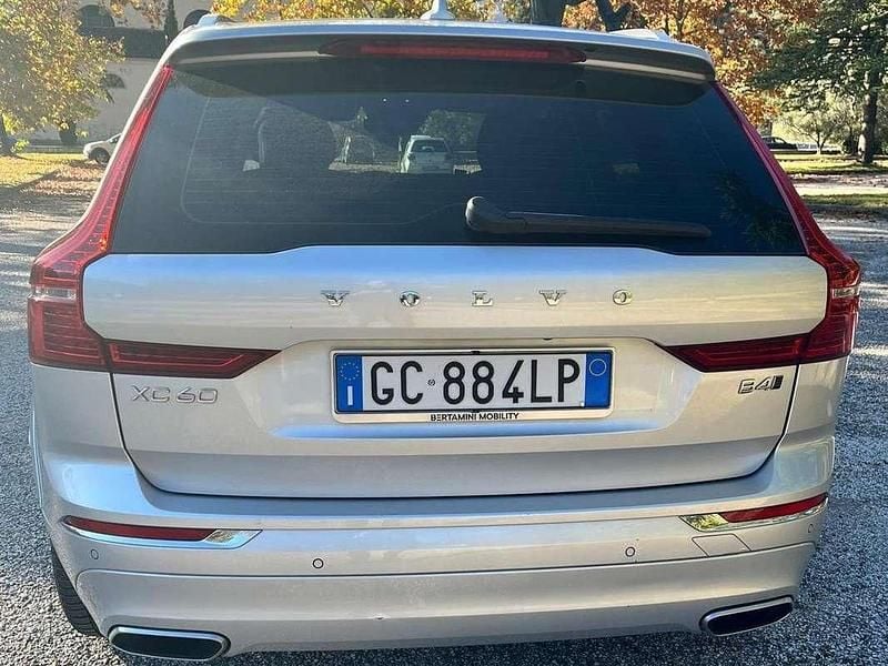 Usata Volvo XC60 Inscription 197 CV (144 kW) 2021 Argento SUV