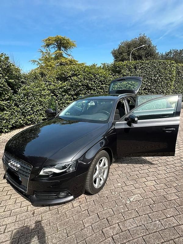 Usata Audi A4 140 CV (102 kW) 2010 Grigio Station wagon