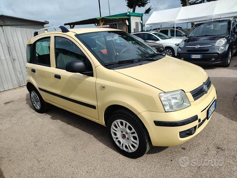 Usata Fiat Panda Dynamic 69 CV (50 kW) 2012 Beige Utilitaria