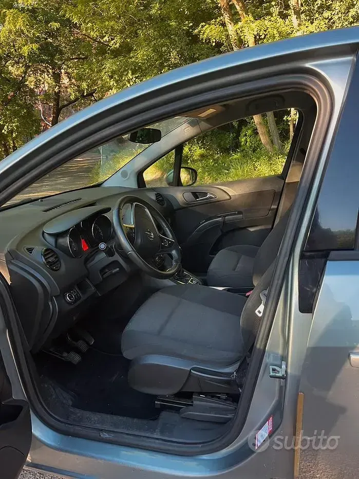 Usata Opel Meriva 75 CV (55 kW) 2013 Grigio Monovolume