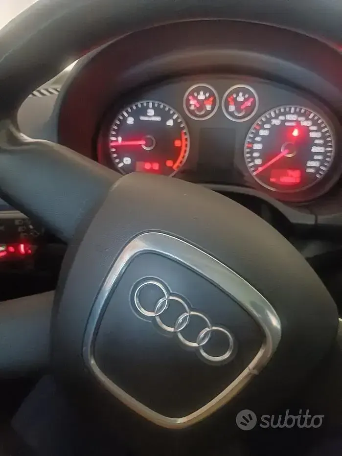 Usata Audi A3 90 CV (66 kW) 2010 Nero Utilitaria