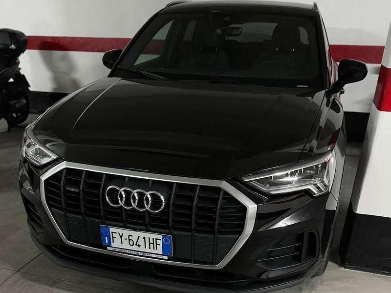 Nero Usata 2019 Audi Q3 S-Line SUV | 26.500 € (Molto cara) - Immagine 1/4