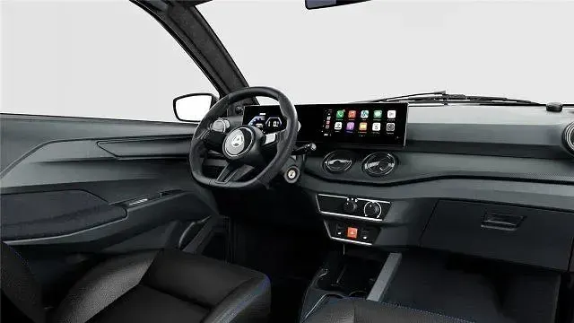 Nuova Aixam Coupe GTI 2026 Grigio Coupé